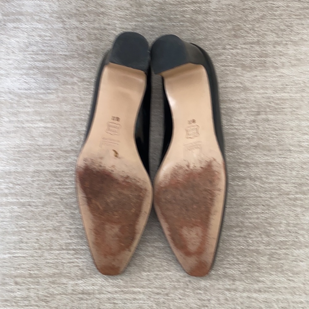 Vaneli black patent leather heels/pumps . Size 8M - Picture 5 of 9